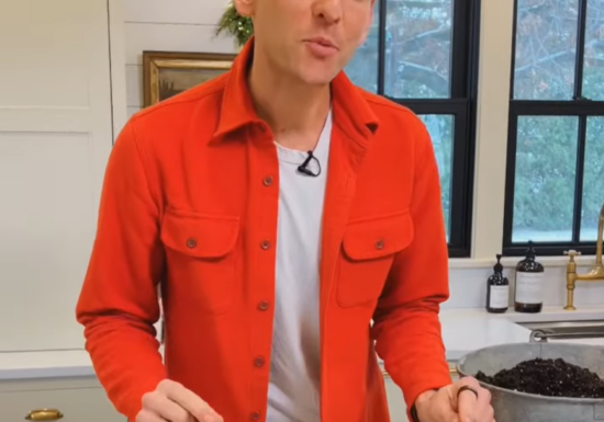 Kaleb Wyse planting amaryllis bulbs