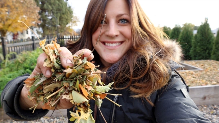 Laura from Garden Answer holding leaves